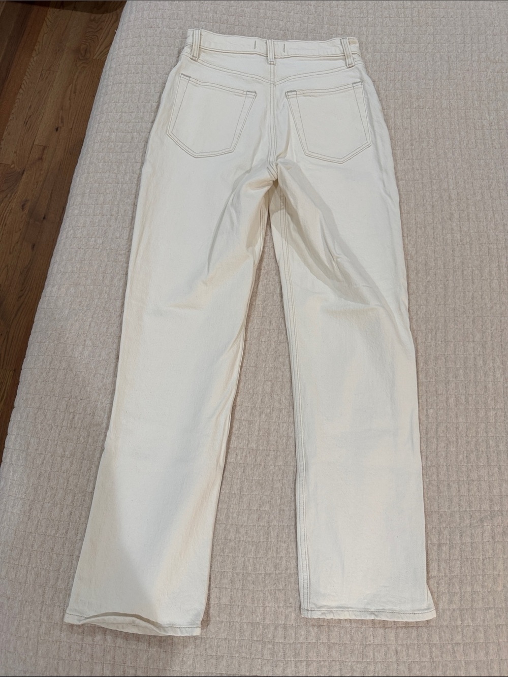 Abercrombie & Fitch Off-White High-Rise Straight Jeans - Picture 4 of 4